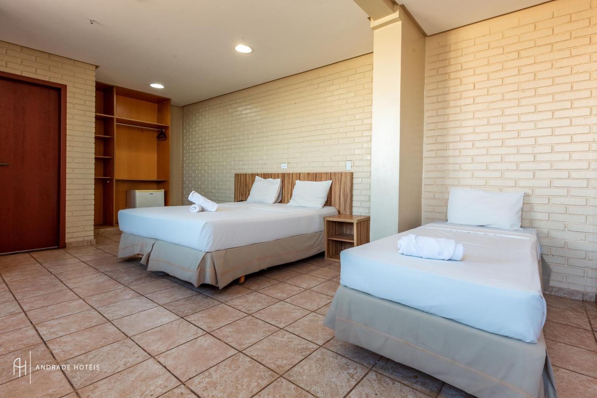 Rede Andrade Goiania Centro Hotel Bagian luar foto