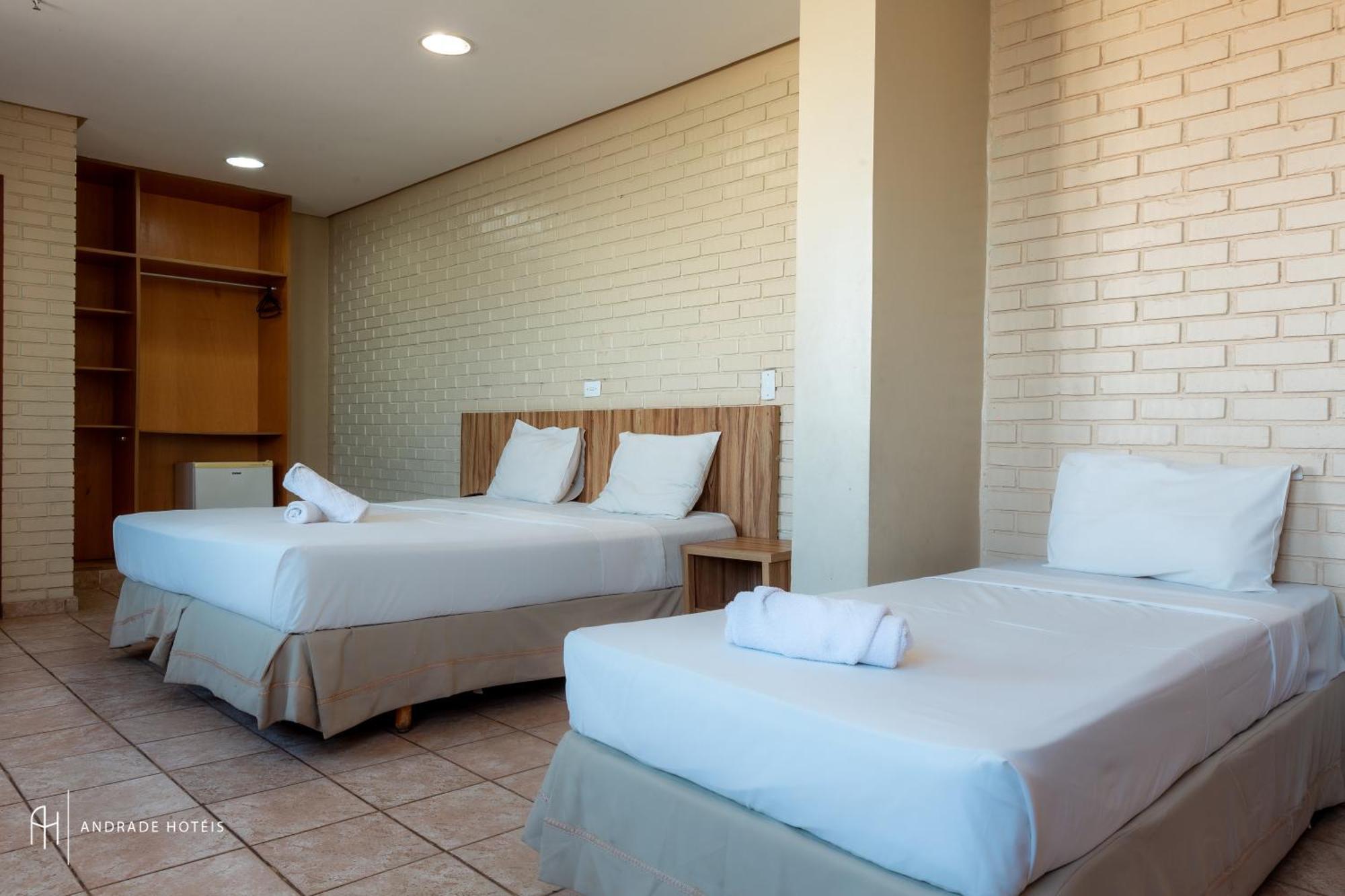 Rede Andrade Goiania Centro Hotel Bagian luar foto